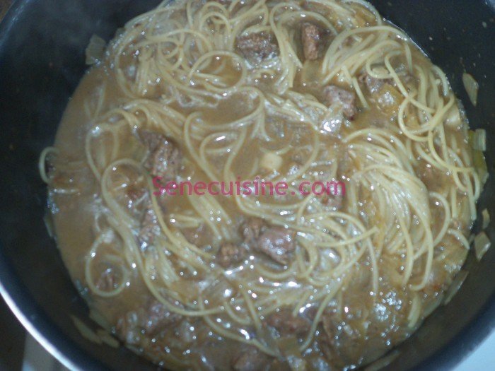 Préparation spaghettis à la viande 7