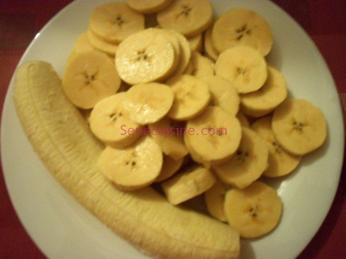 Bananes plantain coupées en morceaux